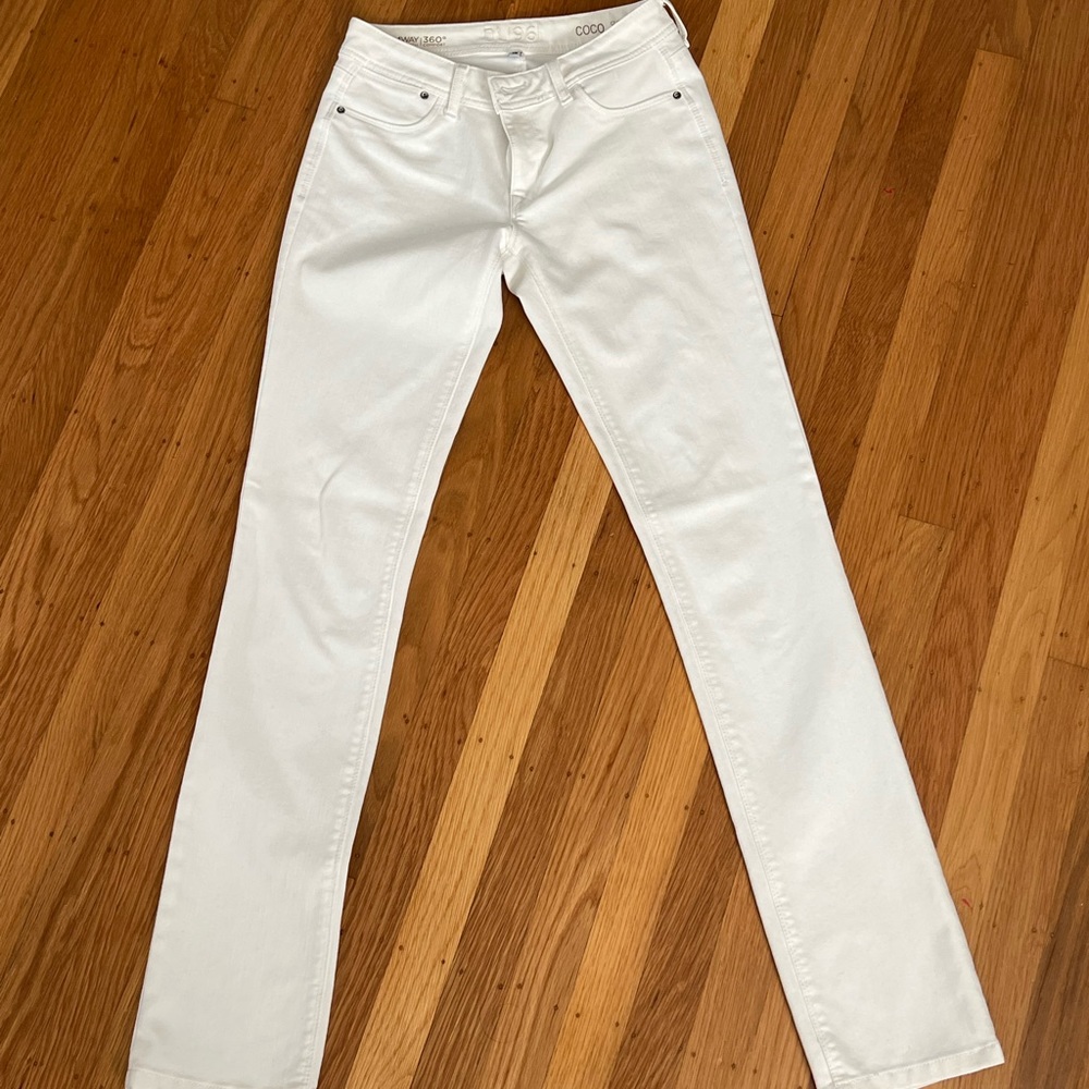 DL1961 white denim straight leg